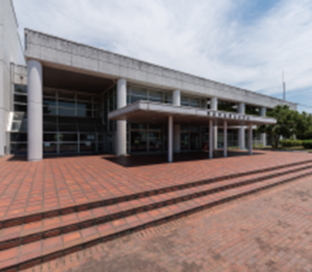 鴻巣市立総合体育館